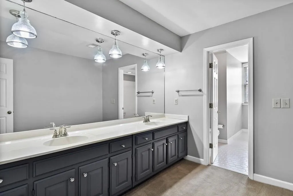 590 Spindlewick Drive, Sandy Springs, Georgia 30350, 4 Bedrooms Bedrooms, ,4 BathroomsBathrooms,Residential,Sold,590 Spindlewick Drive,6985482