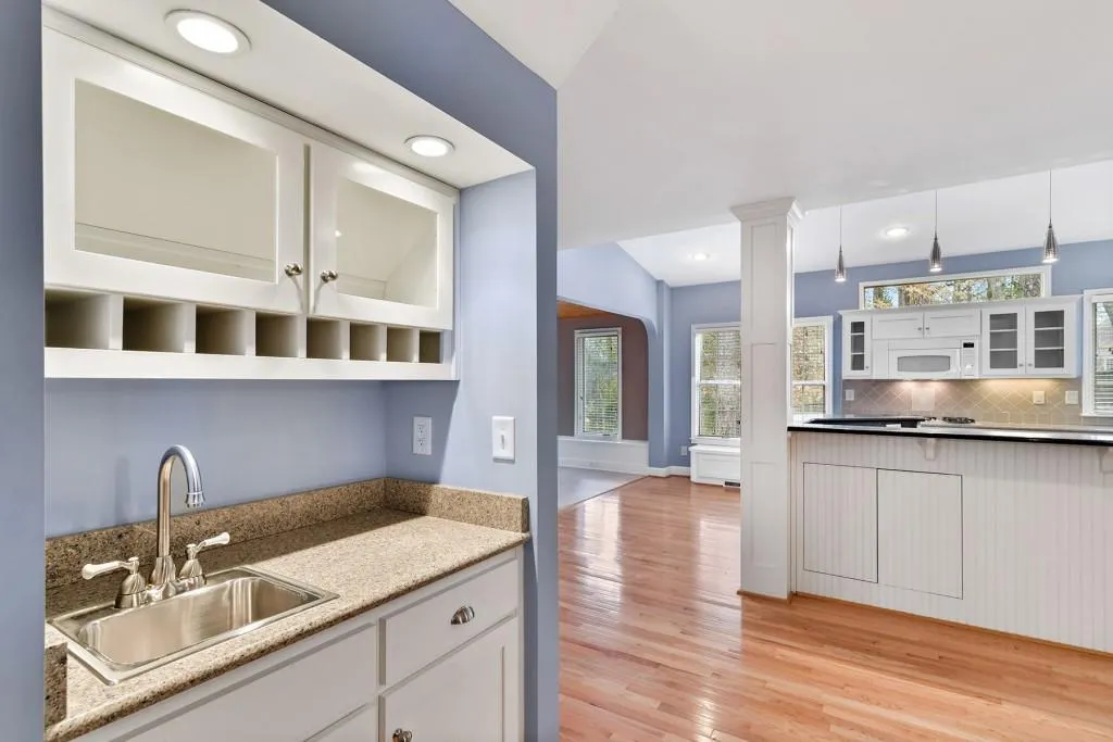 590 Spindlewick Drive, Sandy Springs, Georgia 30350, 4 Bedrooms Bedrooms, ,4 BathroomsBathrooms,Residential,Sold,590 Spindlewick Drive,6985482
