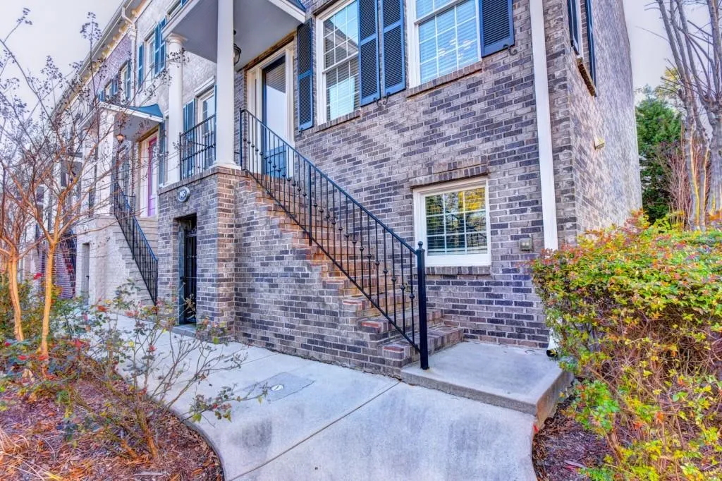 905 Persimmon Point Unit 905, Atlanta, Georgia 30328, 3 Bedrooms Bedrooms, ,2 BathroomsBathrooms,Residential,Sold,905 Persimmon Point Unit 905,6112062