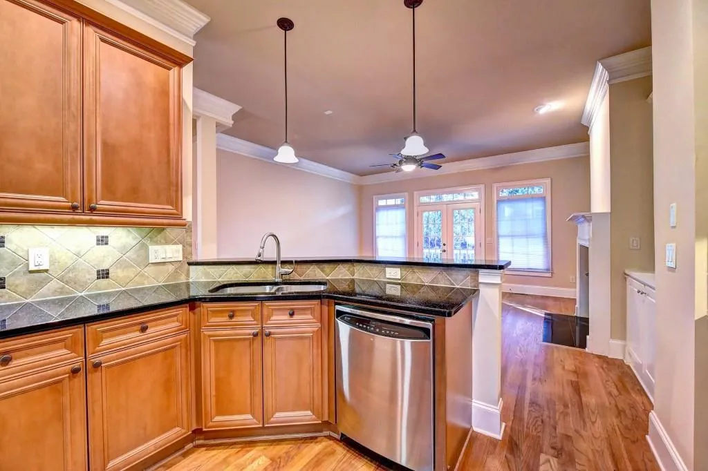 905 Persimmon Point Unit 905, Atlanta, Georgia 30328, 3 Bedrooms Bedrooms, ,2 BathroomsBathrooms,Residential,Sold,905 Persimmon Point Unit 905,6112062