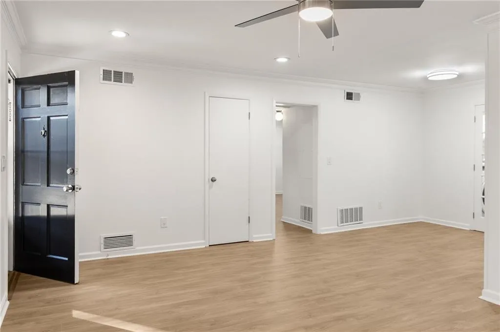 2941 Caldwell Road Ne Unit A4, Brookhaven, Georgia 30319, 2 Bedrooms Bedrooms, ,1 BathroomBathrooms,Residential,For Sale,2941 Caldwell Road Ne Unit A4,7682351