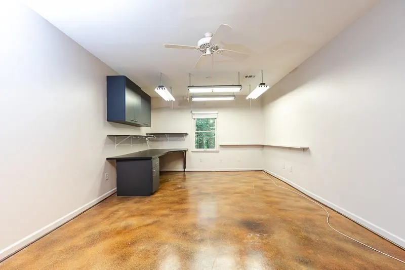 5720 Oak Landing, Sandy Springs, Georgia 30327, 3 Bedrooms Bedrooms, ,3 BathroomsBathrooms,Residential,Sold,5720 Oak Landing,6739887
