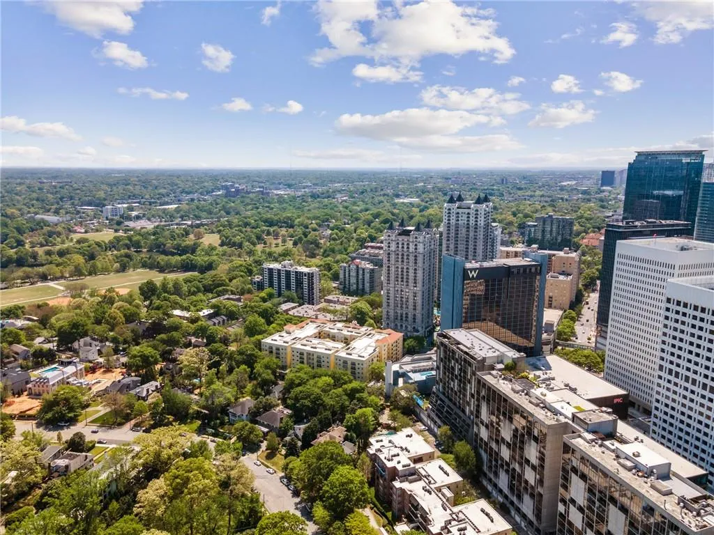 145 15th Street Ne Unit 1430, Atlanta, Georgia 30309, 1 Bedroom Bedrooms, ,1 BathroomBathrooms,Residential,For Sale,145 15th Street Ne Unit 1430,7598302