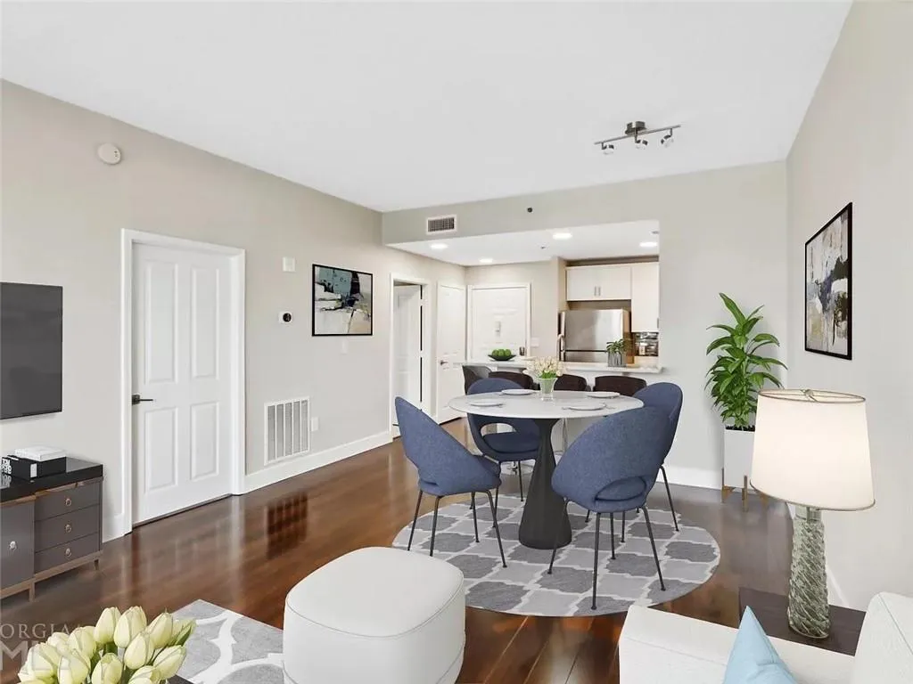 145 15th Street Ne Unit 1430, Atlanta, Georgia 30309, 1 Bedroom Bedrooms, ,1 BathroomBathrooms,Residential,For Sale,145 15th Street Ne Unit 1430,7598302