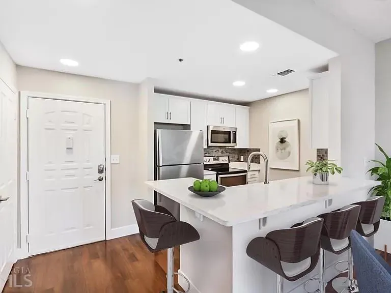 145 15th Street Ne Unit 1430, Atlanta, Georgia 30309, 1 Bedroom Bedrooms, ,1 BathroomBathrooms,Residential,For Sale,145 15th Street Ne Unit 1430,7598302
