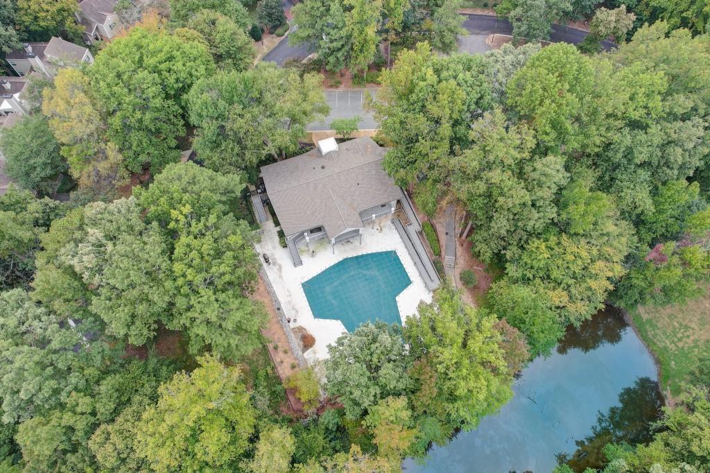 55 Dunwoody Springs Drive, Sandy Springs, Georgia 30328, 2 Bedrooms Bedrooms, ,2 BathroomsBathrooms,Residential,Sold,55 Dunwoody Springs Drive,7288774