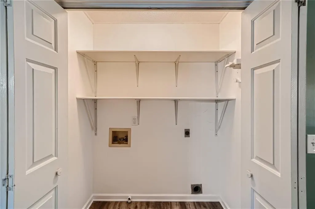 807 Abingdon Way Ne, Atlanta, Georgia 30328, 2 Bedrooms Bedrooms, ,2 BathroomsBathrooms,Residential,Sold,807 Abingdon Way Ne,7249640