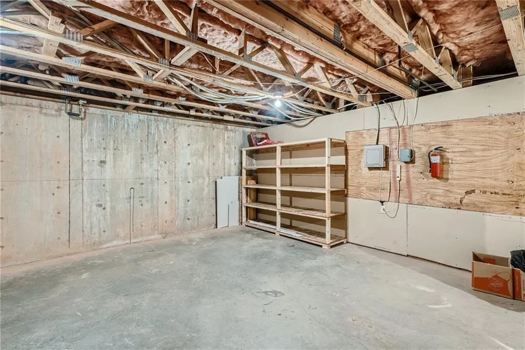 807 Abingdon Way Ne, Atlanta, Georgia 30328, 2 Bedrooms Bedrooms, ,2 BathroomsBathrooms,Residential,Sold,807 Abingdon Way Ne,7249640