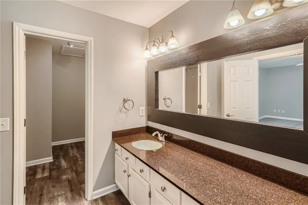 807 Abingdon Way Ne, Atlanta, Georgia 30328, 2 Bedrooms Bedrooms, ,2 BathroomsBathrooms,Residential,Sold,807 Abingdon Way Ne,7249640