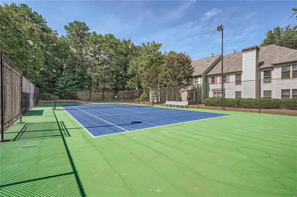 807 Abingdon Way Ne, Atlanta, Georgia 30328, 2 Bedrooms Bedrooms, ,2 BathroomsBathrooms,Residential,Sold,807 Abingdon Way Ne,7249640