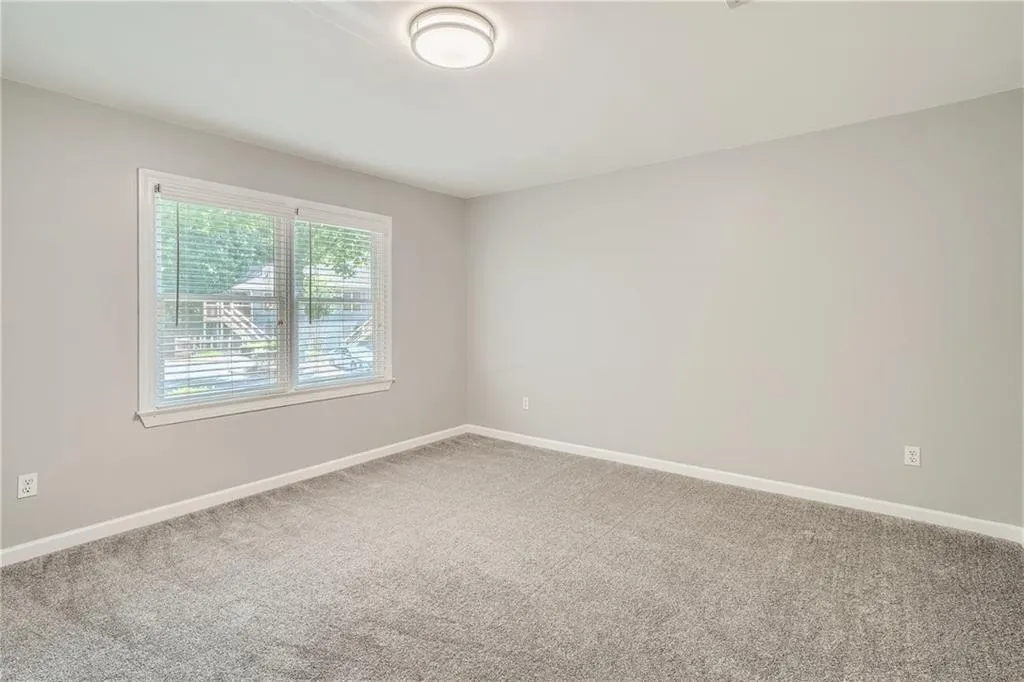 807 Abingdon Way Ne, Atlanta, Georgia 30328, 2 Bedrooms Bedrooms, ,2 BathroomsBathrooms,Residential,Sold,807 Abingdon Way Ne,7249640