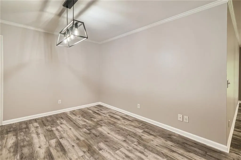 807 Abingdon Way Ne, Atlanta, Georgia 30328, 2 Bedrooms Bedrooms, ,2 BathroomsBathrooms,Residential,Sold,807 Abingdon Way Ne,7249640