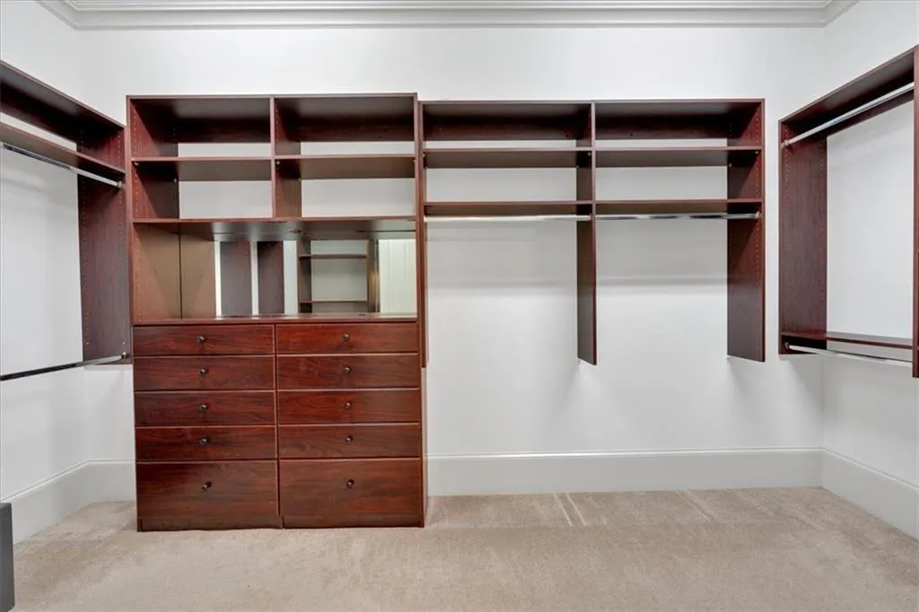 Master Bedroom Closet