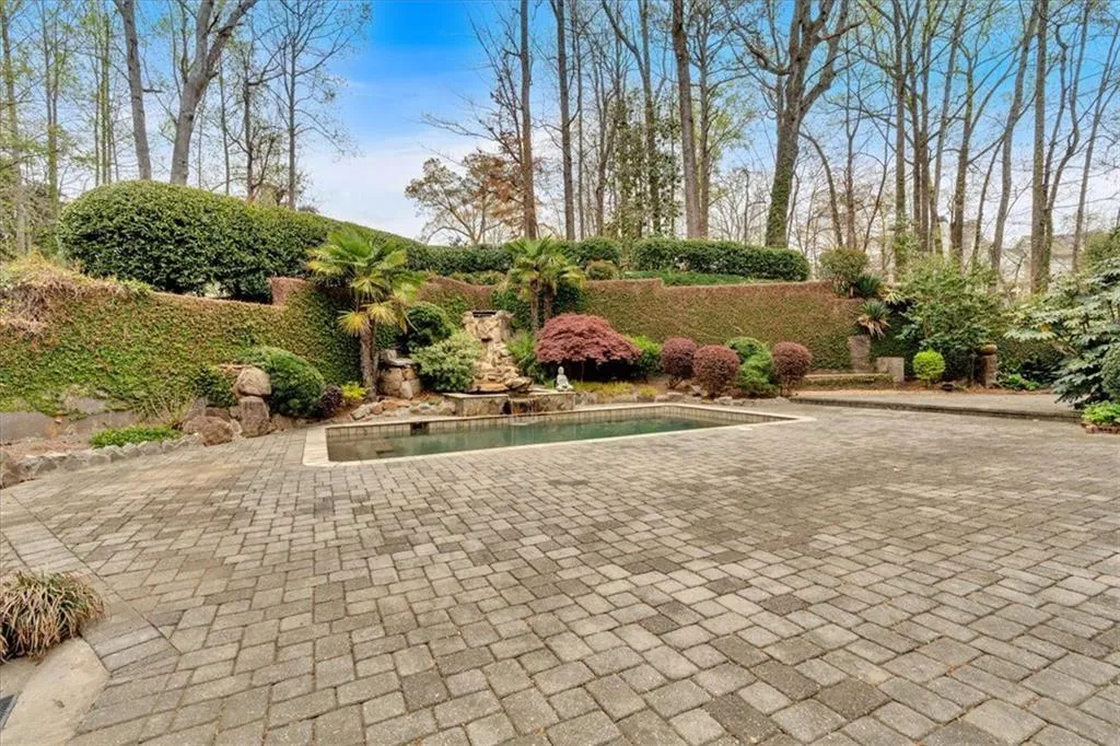 115 Mount Paran Ridge, Atlanta, Georgia 30327, 6 Bedrooms Bedrooms, ,6 BathroomsBathrooms,Residential,For Sale,115 Mount Paran Ridge,7555003