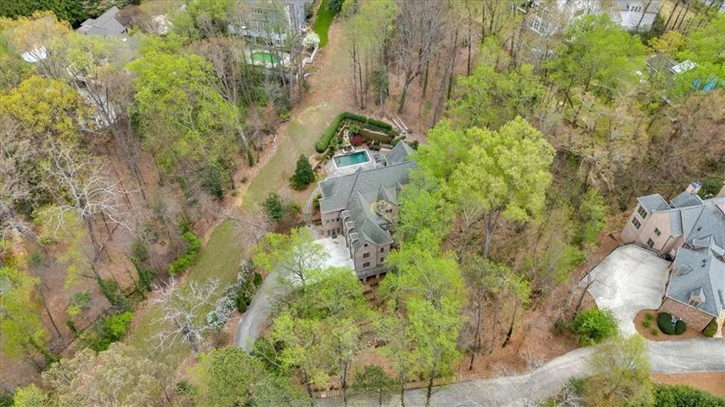 115 Mount Paran Ridge, Atlanta, Georgia 30327, 6 Bedrooms Bedrooms, ,6 BathroomsBathrooms,Residential,For Sale,115 Mount Paran Ridge,7555003