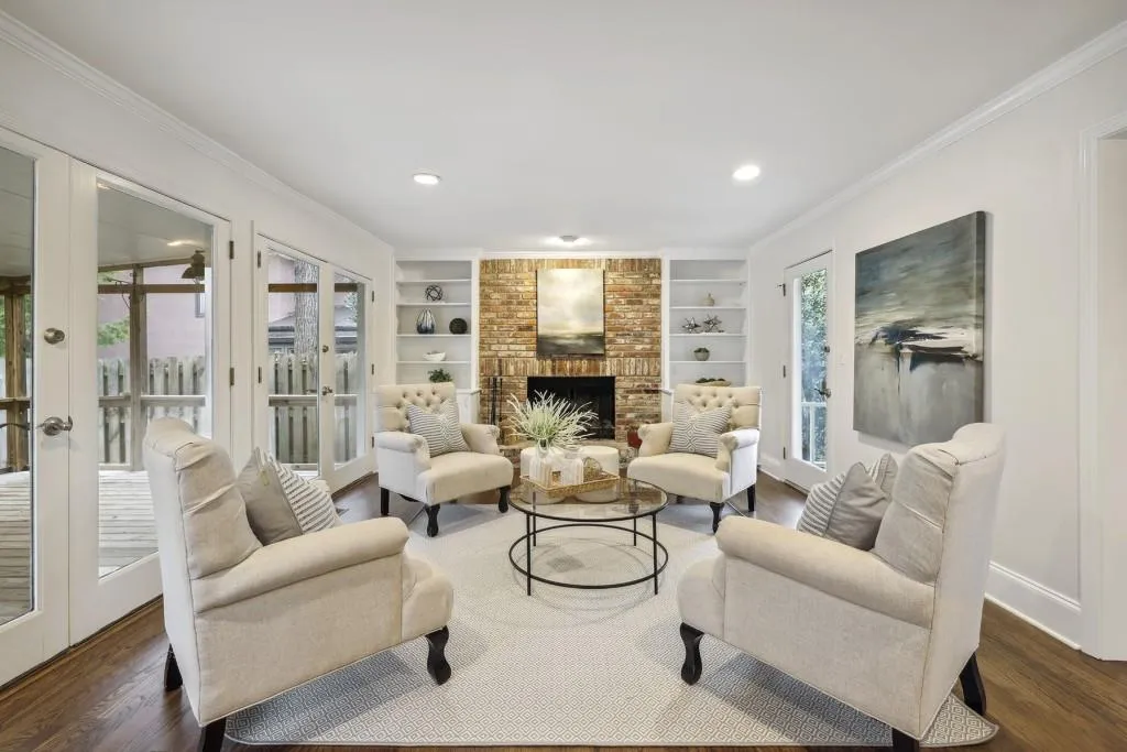 110 Seville Chase, Sandy Springs, Georgia 30328, 3 Bedrooms Bedrooms, ,2 BathroomsBathrooms,Residential,Sold,110 Seville Chase,7177798