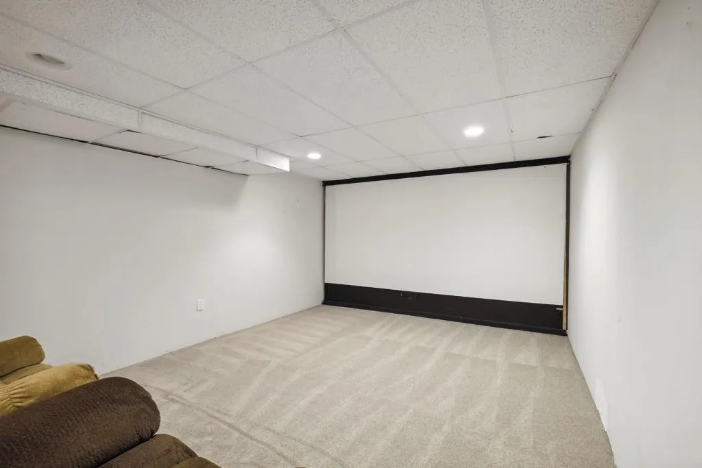 110 Seville Chase, Sandy Springs, Georgia 30328, 3 Bedrooms Bedrooms, ,2 BathroomsBathrooms,Residential,Sold,110 Seville Chase,7177798