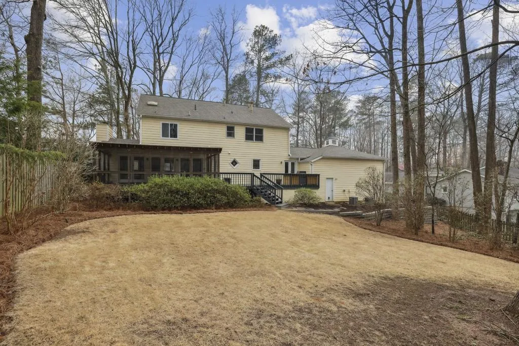 110 Seville Chase, Sandy Springs, Georgia 30328, 3 Bedrooms Bedrooms, ,2 BathroomsBathrooms,Residential,Sold,110 Seville Chase,7177798