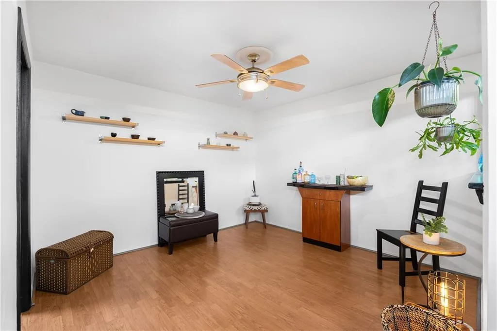 346 Carpenter Drive Unit 64, Sandy Springs, Georgia 30328, 2 Bedrooms Bedrooms, ,2 BathroomsBathrooms,Residential,For Sale,346 Carpenter Drive Unit 64,7646304