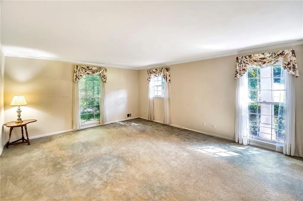 5598 Sherrell Drive, Atlanta, Georgia 30342, 4 Bedrooms Bedrooms, ,2 BathroomsBathrooms,Residential,Sold,5598 Sherrell Drive,7443811