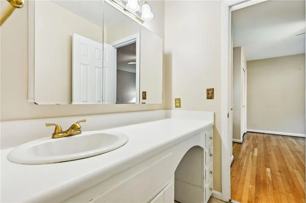 5598 Sherrell Drive, Atlanta, Georgia 30342, 4 Bedrooms Bedrooms, ,2 BathroomsBathrooms,Residential,Sold,5598 Sherrell Drive,7443811