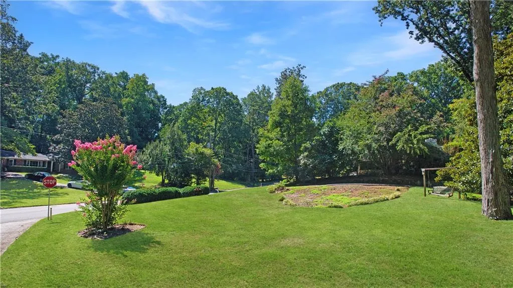 5598 Sherrell Drive, Atlanta, Georgia 30342, 4 Bedrooms Bedrooms, ,2 BathroomsBathrooms,Residential,Sold,5598 Sherrell Drive,7443811
