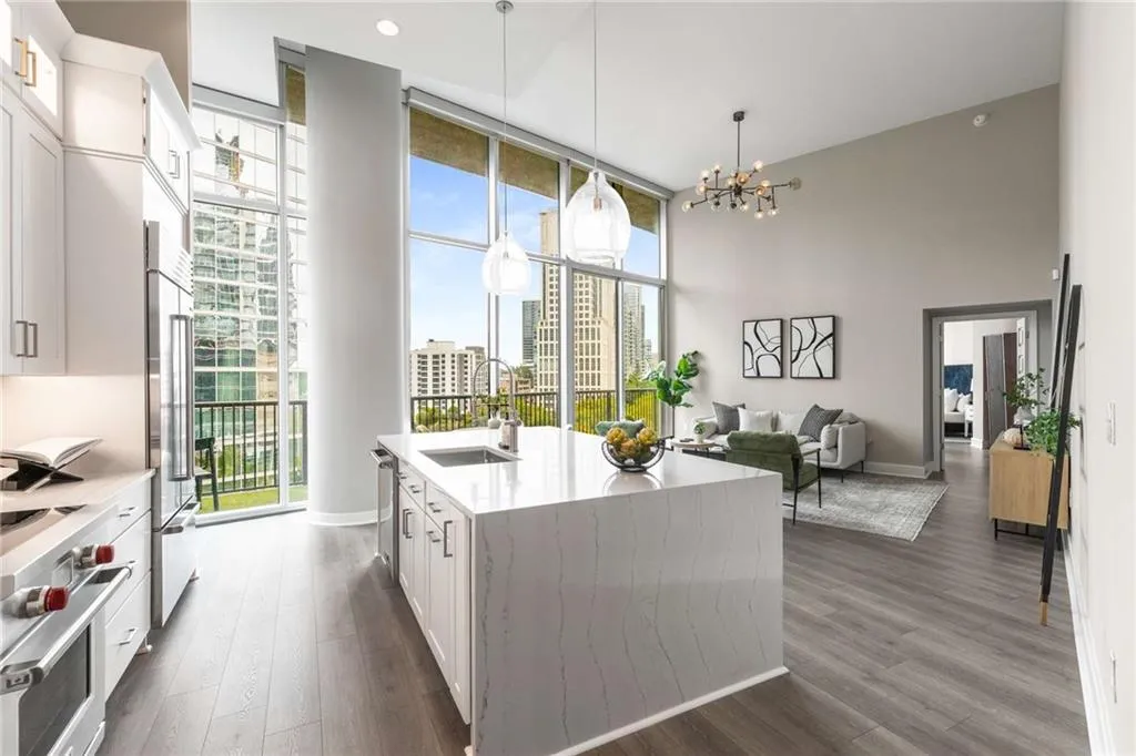 1080 Peachtree Street Ne Unit 709, Atlanta, Georgia 30309, 3 Bedrooms Bedrooms, 0 ,3 BathroomsBathrooms,Residential,Sold,1080 Peachtree Street Ne Unit 709,7656411