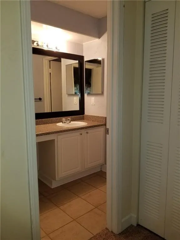 1511 Wingate Way, Sandy Springs, Georgia 30350, 2 Bedrooms Bedrooms, ,2 BathroomsBathrooms,Residential,Sold,1511 Wingate Way,5884412