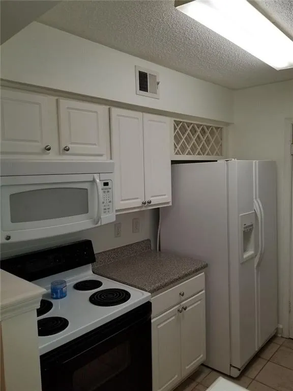 1511 Wingate Way, Sandy Springs, Georgia 30350, 2 Bedrooms Bedrooms, ,2 BathroomsBathrooms,Residential,Sold,1511 Wingate Way,5884412