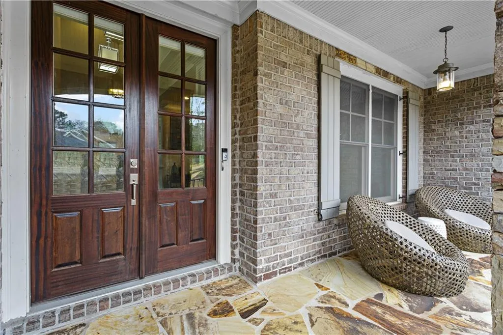 32 Pine Lake Drive, Atlanta, Georgia 30327, 6 Bedrooms Bedrooms, ,5 BathroomsBathrooms,Residential,Sold,32 Pine Lake Drive,7009245