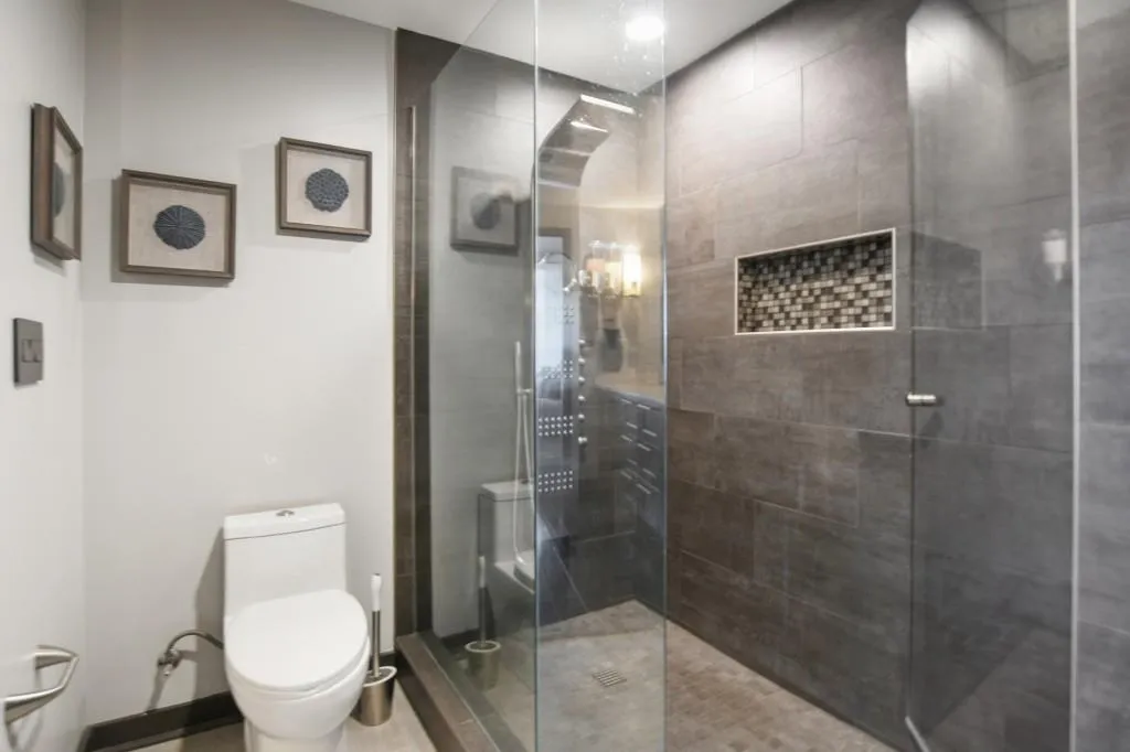 Georgia 30326, ,2 BathroomsBathrooms,Residential,For Sale,7665069