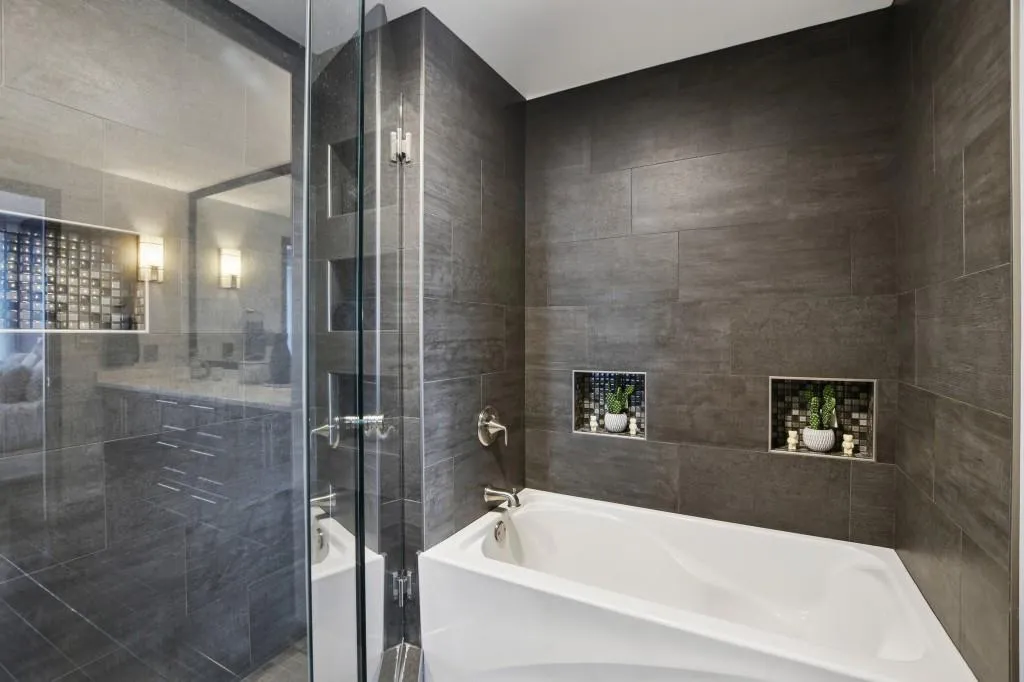 Georgia 30326, ,2 BathroomsBathrooms,Residential,For Sale,7665069