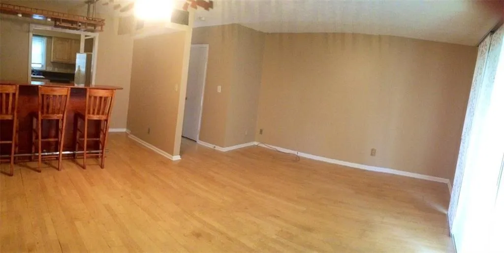 6700 Roswell Road Unit 30a, Atlanta, Georgia 30328, 2 Bedrooms Bedrooms, ,1 BathroomBathrooms,Residential,Sold,6700 Roswell Road Unit 30a,5605579