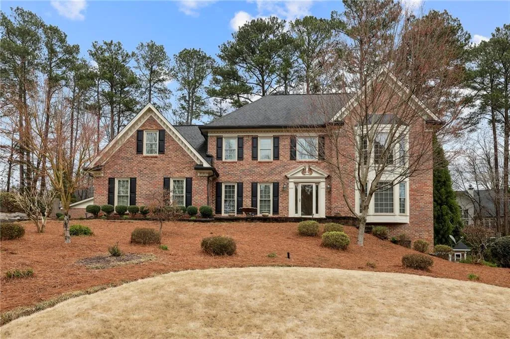 395 Spindle Court, Sandy Springs, Georgia 30350, 5 Bedrooms Bedrooms, ,4 BathroomsBathrooms,Residential,Sold,395 Spindle Court,7182831