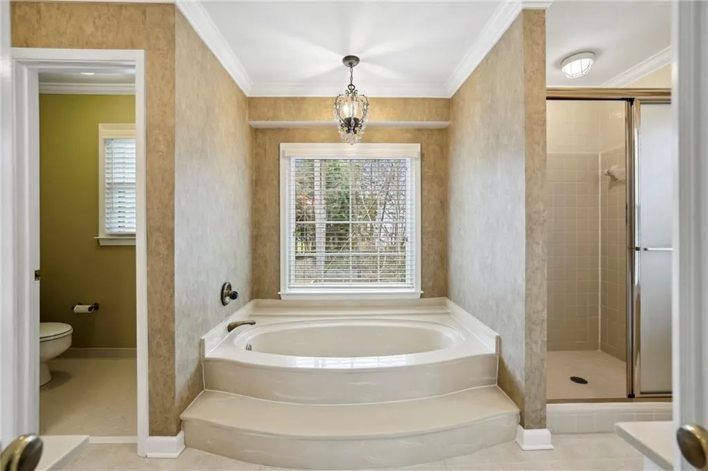 395 Spindle Court, Sandy Springs, Georgia 30350, 5 Bedrooms Bedrooms, ,4 BathroomsBathrooms,Residential,Sold,395 Spindle Court,7182831