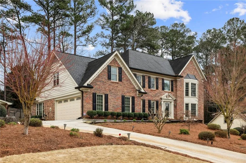 395 Spindle Court, Sandy Springs, Georgia 30350, 5 Bedrooms Bedrooms, ,4 BathroomsBathrooms,Residential,Sold,395 Spindle Court,7182831