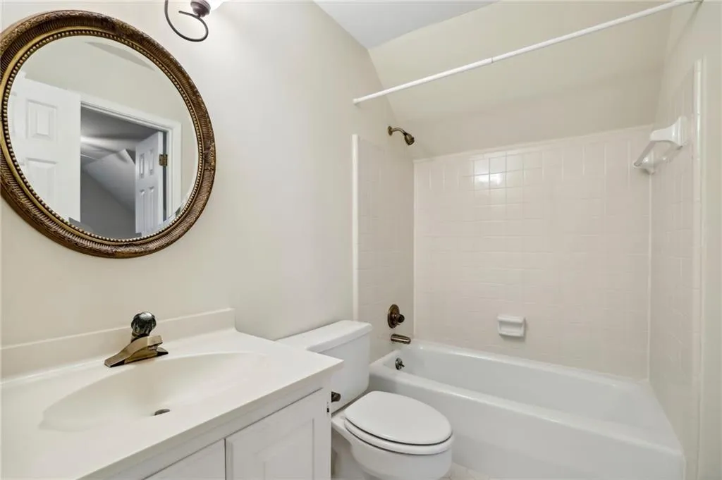 395 Spindle Court, Sandy Springs, Georgia 30350, 5 Bedrooms Bedrooms, ,4 BathroomsBathrooms,Residential,Sold,395 Spindle Court,7182831