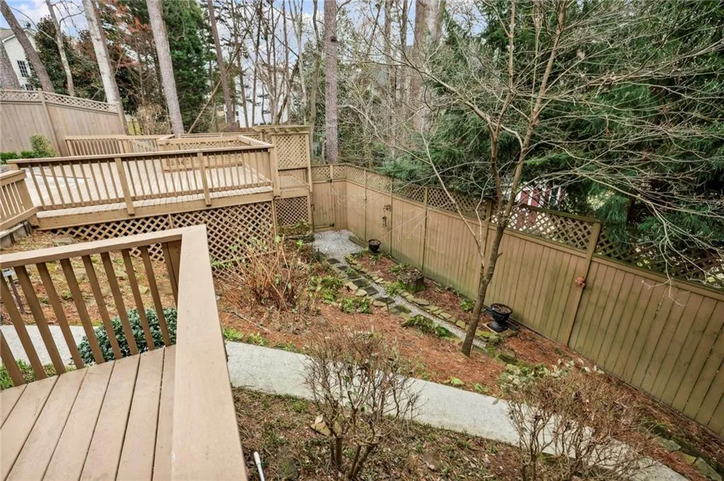 395 Spindle Court, Sandy Springs, Georgia 30350, 5 Bedrooms Bedrooms, ,4 BathroomsBathrooms,Residential,Sold,395 Spindle Court,7182831