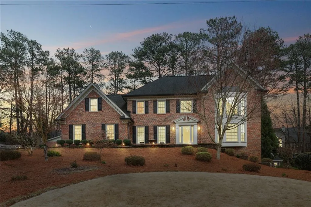 395 Spindle Court, Sandy Springs, Georgia 30350, 5 Bedrooms Bedrooms, ,4 BathroomsBathrooms,Residential,Sold,395 Spindle Court,7182831