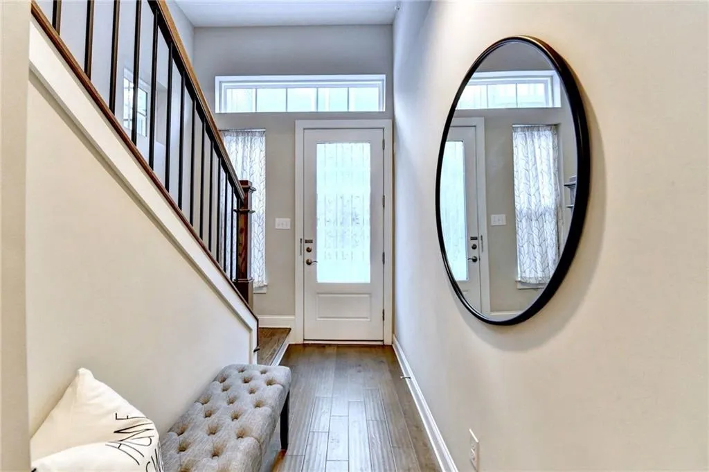 606 Broadview Terrace Ne, Atlanta, Georgia 30324, 4 Bedrooms Bedrooms, ,3 BathroomsBathrooms,Residential,Sold,606 Broadview Terrace Ne,7571333