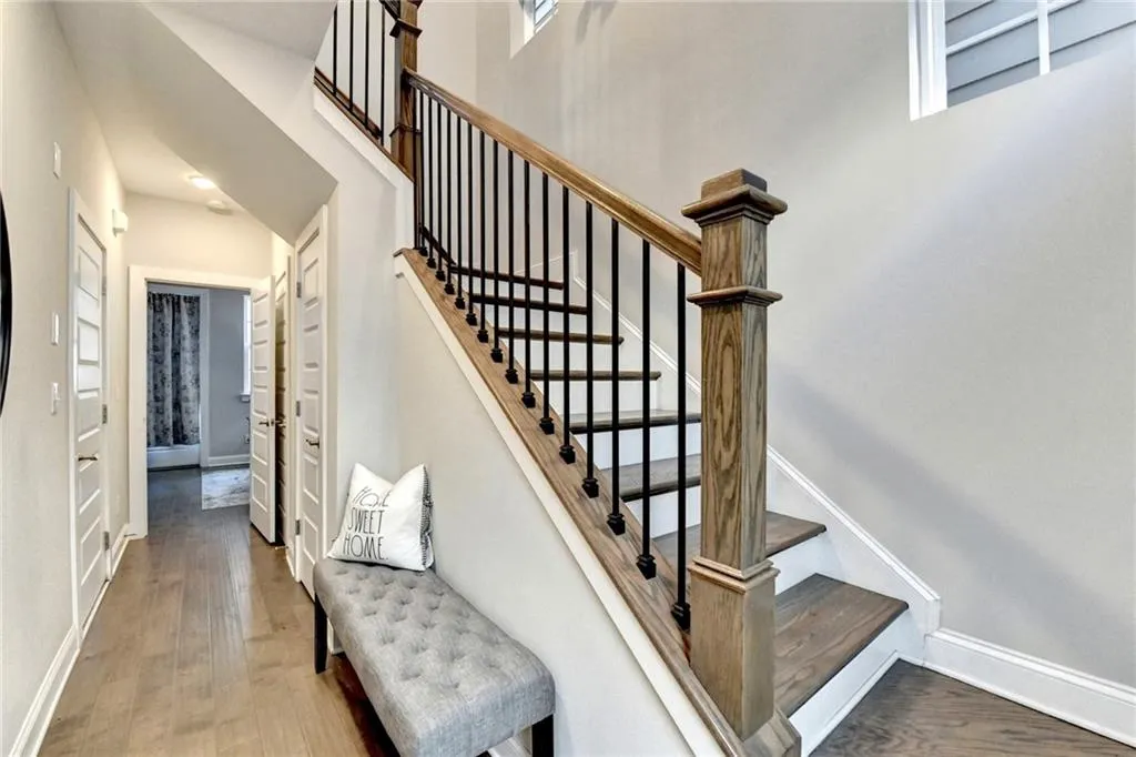 Foyer entry
