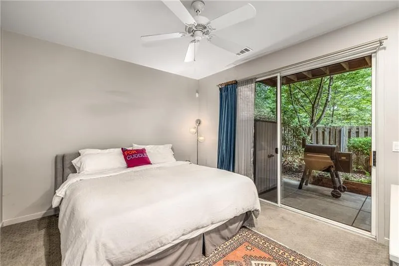 2453 Field Way Ne, Brookhaven, Georgia 30319, 2 Bedrooms Bedrooms, ,2 BathroomsBathrooms,Residential,For Sale,2453 Field Way Ne,7632682