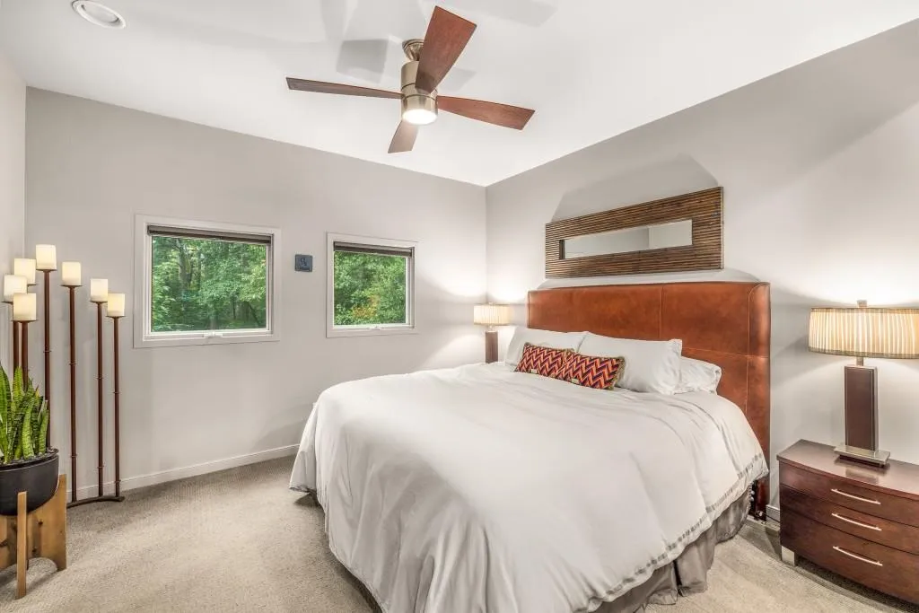 2453 Field Way Ne, Brookhaven, Georgia 30319, 2 Bedrooms Bedrooms, ,2 BathroomsBathrooms,Residential,For Sale,2453 Field Way Ne,7632682