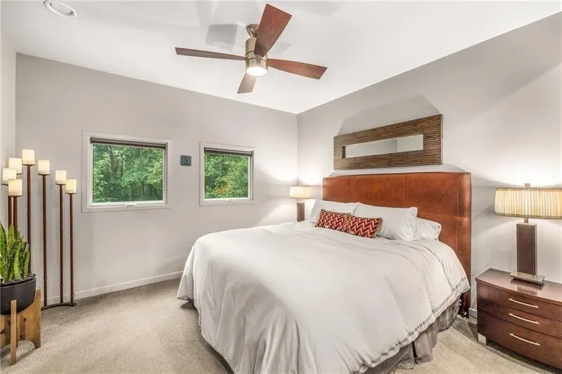 2453 Field Way Ne, Brookhaven, Georgia 30319, 2 Bedrooms Bedrooms, ,2 BathroomsBathrooms,Residential,For Sale,2453 Field Way Ne,7632682