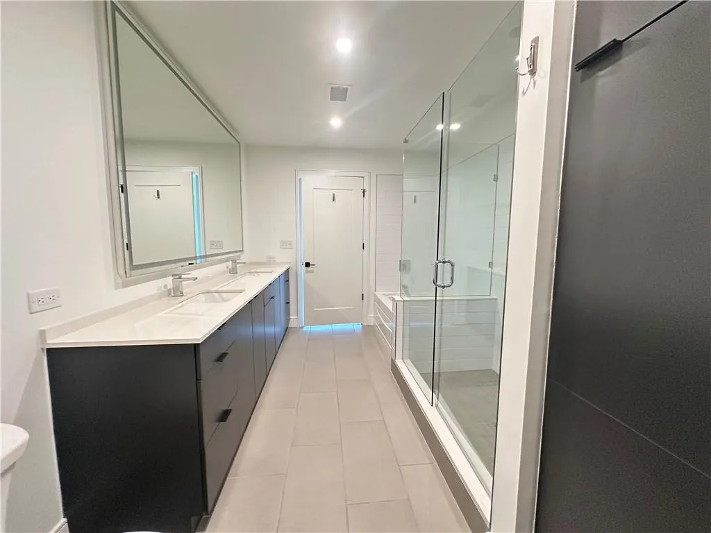 788 W Marietta Street Nw Unit 905, Atlanta, Georgia 30318, 2 Bedrooms Bedrooms, ,2 BathroomsBathrooms,Residential,For Sale,788 W Marietta Street Nw Unit 905,7571748