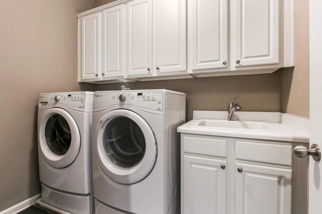 106 Wellington Trace, Atlanta, Georgia 30328, 3 Bedrooms Bedrooms, ,3 BathroomsBathrooms,Residential,Sold,106 Wellington Trace,5991317 106 Wellington Trace, Atlanta, Georgia 30328, 3 Bedrooms Bedrooms, ,3 BathroomsBathrooms,Residential,Sold,106 Wellington Trace,5991317