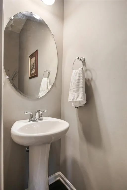 106 Wellington Trace, Atlanta, Georgia 30328, 3 Bedrooms Bedrooms, ,3 BathroomsBathrooms,Residential,Sold,106 Wellington Trace,5991317 106 Wellington Trace, Atlanta, Georgia 30328, 3 Bedrooms Bedrooms, ,3 BathroomsBathrooms,Residential,Sold,106 Wellington Trace,5991317