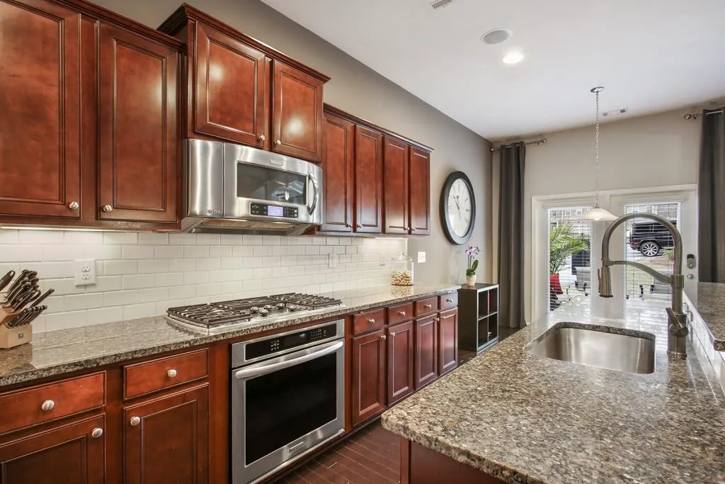 106 Wellington Trace, Atlanta, Georgia 30328, 3 Bedrooms Bedrooms, ,3 BathroomsBathrooms,Residential,Sold,106 Wellington Trace,5991317 106 Wellington Trace, Atlanta, Georgia 30328, 3 Bedrooms Bedrooms, ,3 BathroomsBathrooms,Residential,Sold,106 Wellington Trace,5991317