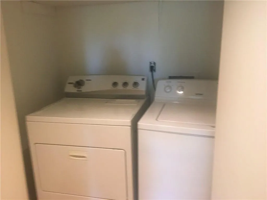 1318 Old Hammond Chase, Sandy Springs, Georgia 30350, 1 Bedroom Bedrooms, ,1 BathroomBathrooms,Residential,Sold,1318 Old Hammond Chase,6872600