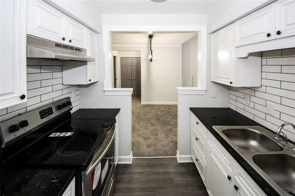 2020 Wingate Way, Atlanta, Georgia 30350, 2 Bedrooms Bedrooms, ,2 BathroomsBathrooms,Residential,Sold,2020 Wingate Way,7045379